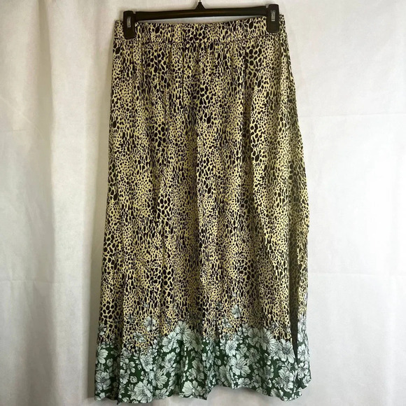 GiGio by UmGee Animal Print‎ Floral Faux Wrap Skirt Size Large - Picture 2 of 9
